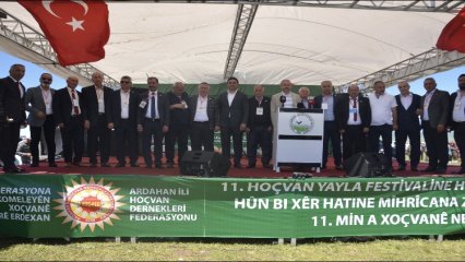 11. Hoçvan Yayla Festivalinde, Hoçvan İlçe Olsun İmza Kampanyası Gündem Oldu